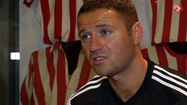 Michael Higdon on the Blades смотреть онлайн