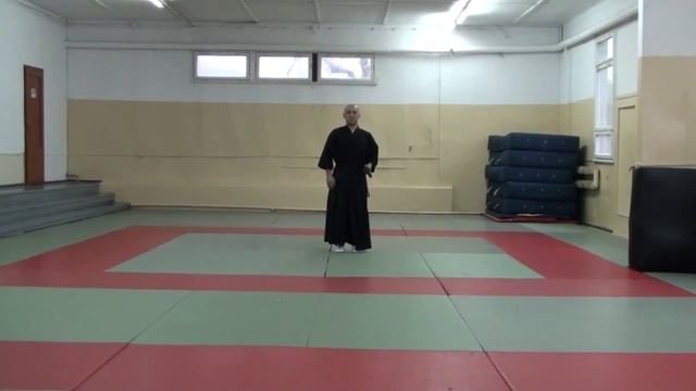 1 Toho Iaido No1 Shohattuto Maegiri 初発刀前切り.mp4