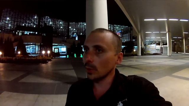 УЖАСНЫЙ ПЕРЕЛЕТ ОБРАТНО: ЗАДЕРЖКА РЕЙСОВ, НОЧЕВКА В ОТЕЛЕ.