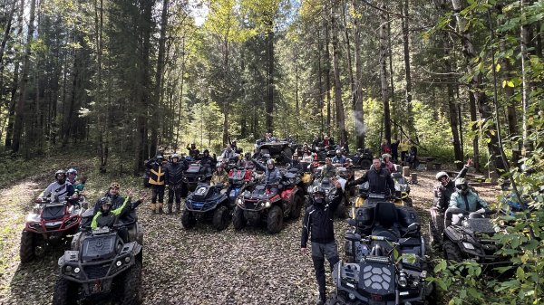 Пермь 30 квадроциклов выехали прокатиться 🔥ATV offroad mud #ЗапрудКлуб #atv59 #пермь