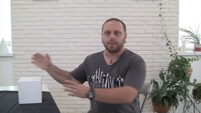 Построение КУБА с двумя точками схода смотреть онлайн