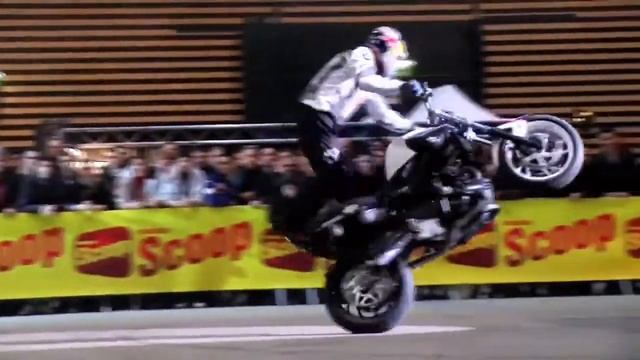 Stunt Show Jorian Ponomareff Chris Pfeiffer Stunter13 Razerback смотреть онлайн