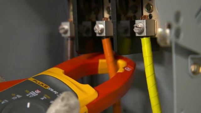 Fluke 377FC and 378FC True-RMS Clamp Meter Overview смотреть онлайн