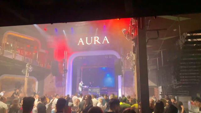 BoValigura автор и исполнитель хита Блеск Шик (live in Aura Club) смотреть онлайн