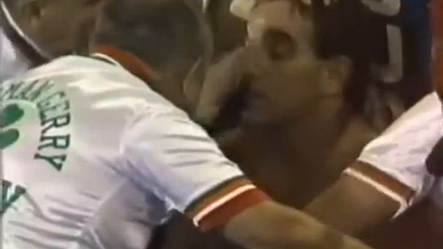 Michael Spinks v. Gerry Cooney.World HWC.1987.06.26 смотреть онлайн