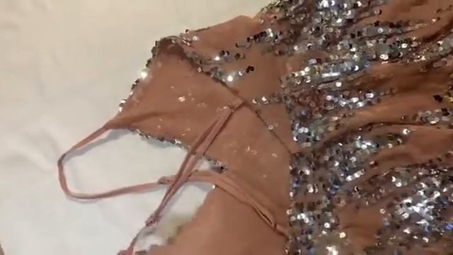 Платье с пайетками смотреть онлайн