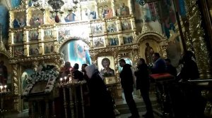 Причащение в пасхальную ночь.