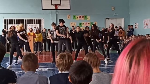 Танец "Dance School" "МОУ СОШ" №36 Г.Магнитогорск смотреть онлайн
