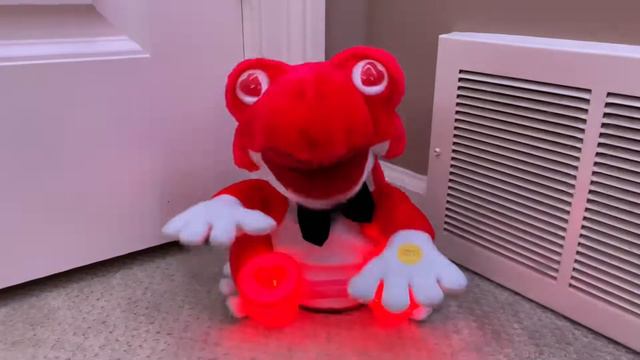 Gemmy 2004 ~ Red Bongo Beat N’ Love Frog смотреть онлайн