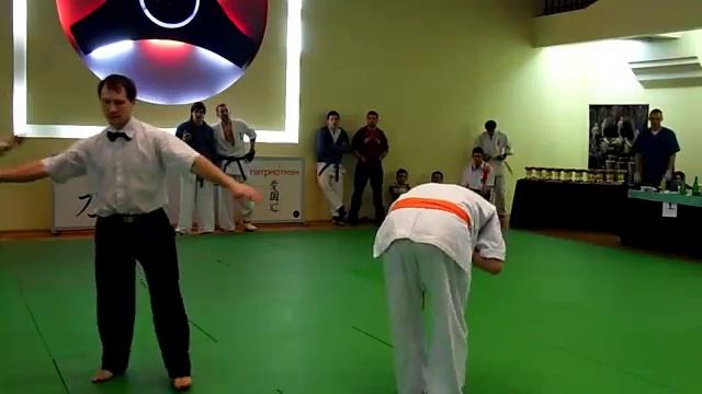 бой Сарычева смотреть онлайн