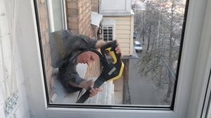Чистка наружного блока кондиционера мини мойкой Karcher.