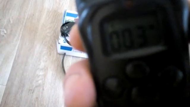 Как отучить собаку подбирать еду на улице. (Электроошейник)№1 смотреть онлайн