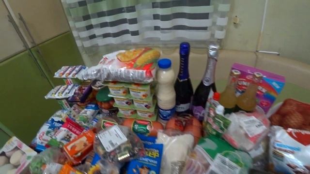 Огромная закупка продуктов на юге?/Как поднялись цены в Ейске смотреть онлайн