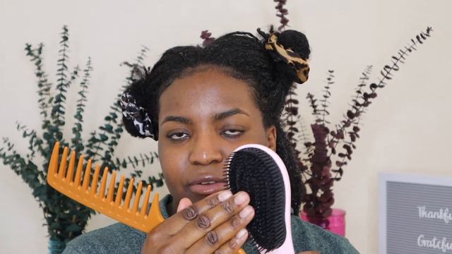 Aloe vera gel is the BEST detangler | Aloe vera gel for massive hair growth смотреть онлайн