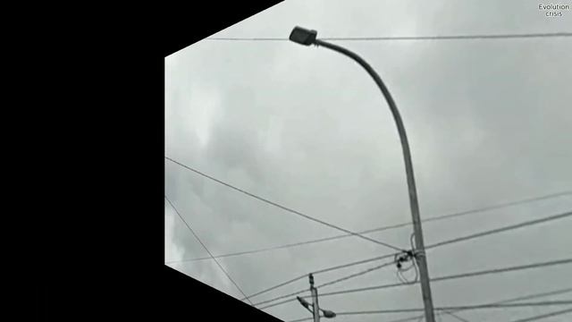 7.0 earthquake hit Indonesia! Houses in Java shaking due powerful earthquake смотреть онлайн
