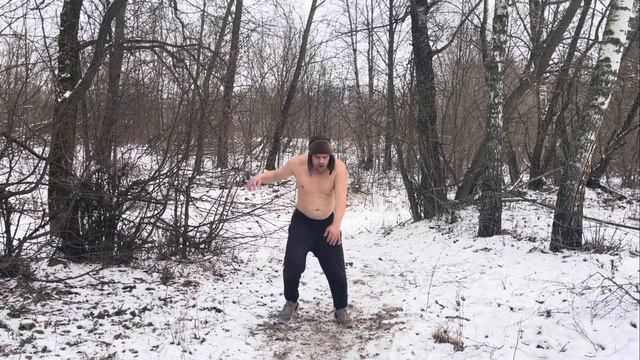 Зимние клубные танцы иииххууууу))) Смотреть в качестве 720 HD, так как в 1080 HD ютуб HDR зарубил.. смотреть онлайн