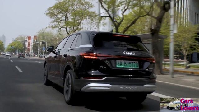 Audi Q5 e-tron 2023 - SUV EV de três fileiras inicialmente exclusivo para a China смотреть онлайн