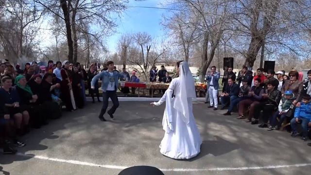 Навруз в Астрахани. Нохчи халхар. Чеченская Лезгинка. смотреть онлайн
