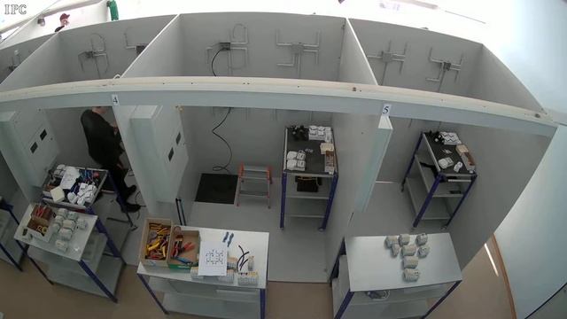 Камера № 1 (17:00-18:00) 14.06.2022 смотреть онлайн