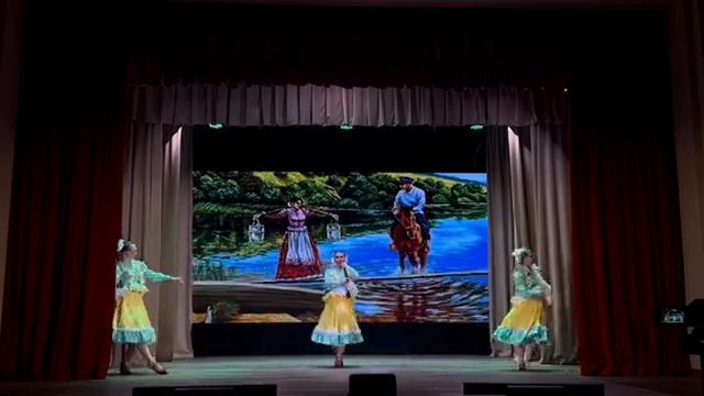 казачий танец. Казачья плясовая смотреть онлайн
