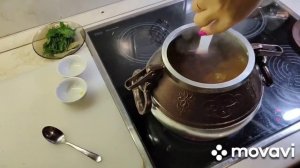 Тушёная говядина с чёрносливом в афганском казане.