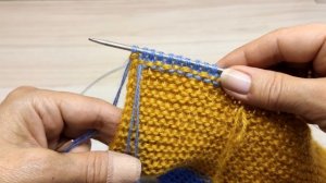 Следки-тапочки одним полотном на 2 спицах из остатков пряжи. Вяжем вместе тапочки.