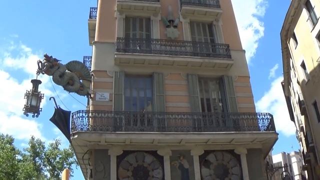 Поездка в Барселону. Испания. Храм Святого Семейства смотреть онлайн