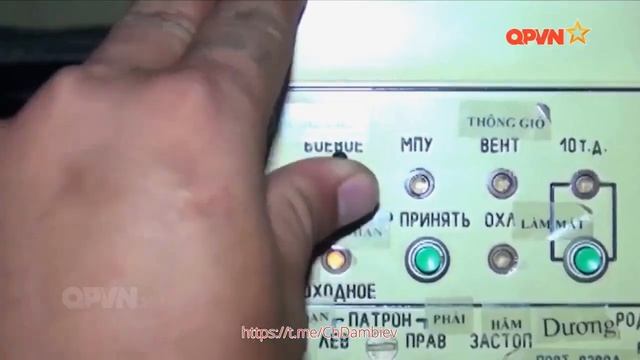 Большие ракетные катера проекта 12418 (шифр "Молния") ВМС Вьетнама на ракетных стрельбах в море смотреть онлайн