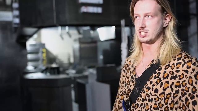33 ВОПРОСА — МАКСИМ РЕСТОРАТОР смотреть онлайн
