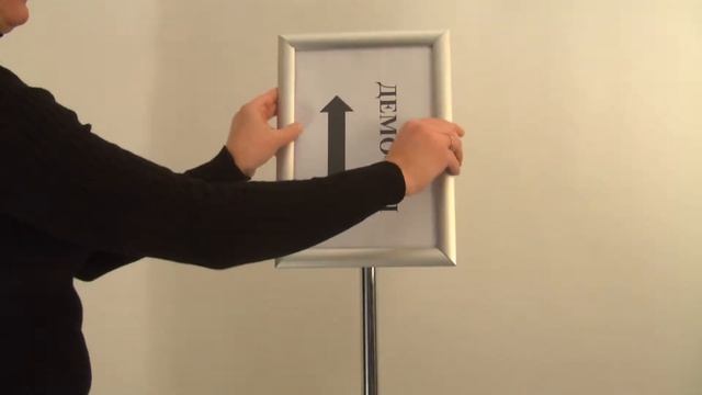 Стойка-указатель с клик-системой смотреть онлайн