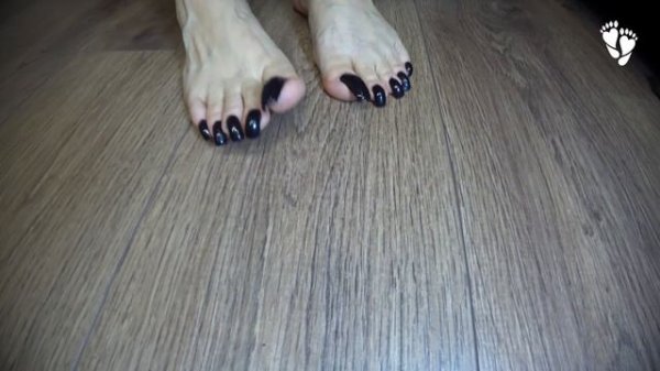 Witch's TOENAILS - real long natural nails