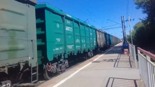 Электровоз ВЛ11М-287 с грузовым поездом смотреть онлайн