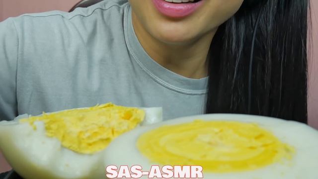 ASMR GIANT Ostrich Egg (EXTREME SOFT EATING SOUNDS) | SAS-ASMR