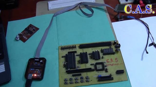 Урок 6. По микроконтроллерам(AVR) от КАС - как работает AVR 910, программируем МК смотреть онлайн