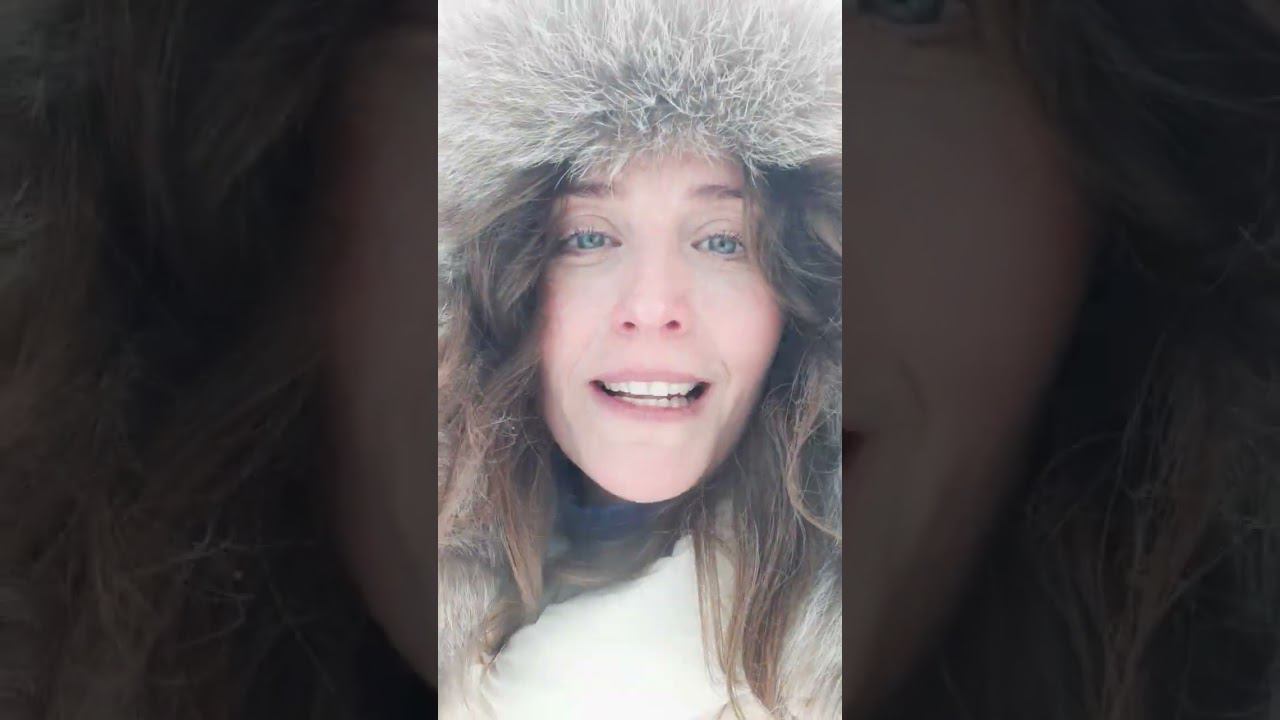 Привет от нейросети) смотреть онлайн