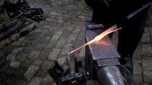 Ковка.двойной завиток из массива.