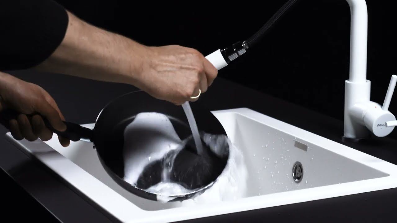 Смеситель Paulmark Kassel Ka214311-431TW для кухонной мойки, белый