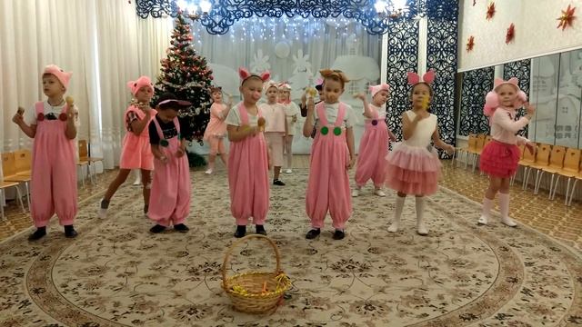 Песня – оркестр поросят «Нам не страшен серый волк!» смотреть онлайн