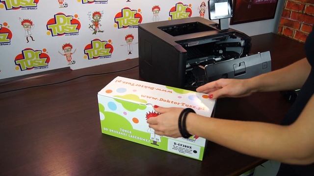 Drukarka HP LaserJet Pro 400 M401dn - jak wymienić toner I DrTusz.pl смотреть онлайн