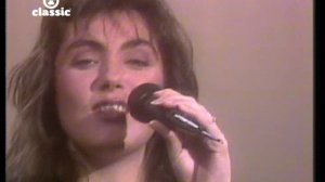 Laura Branigan - Gloria @ 1982 Vh1 Classic