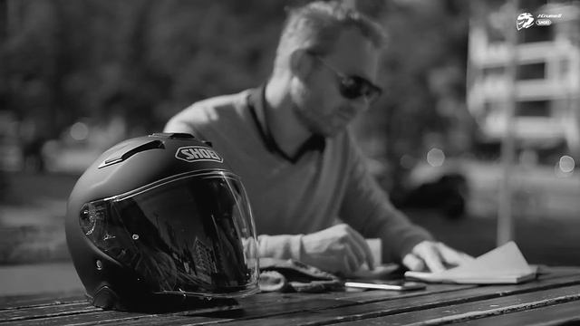 Shoei Шлем J-Cruise 2 смотреть онлайн