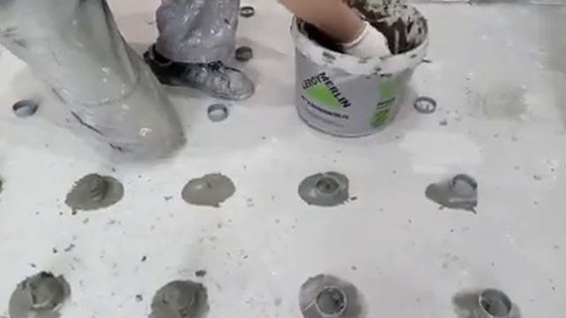 Так я выравнивал пол под линолеум. смотреть онлайн