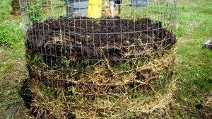 Компостная куча своими руками / Как сделать компост / Органические удобрения своими руками