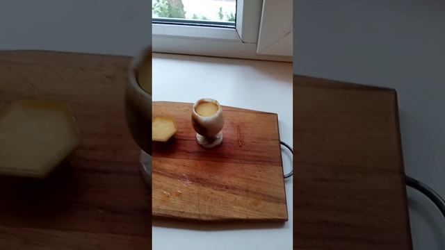 Свеча из пчелиного воска - лью первый раз. смотреть онлайн