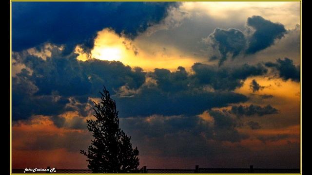 видеоролик "Бег в облаках".фотографии-автора. смотреть онлайн