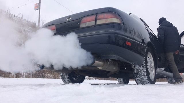 Звук выхлопа 2JZ-GE, Toyota Aristo JZS147 смотреть онлайн