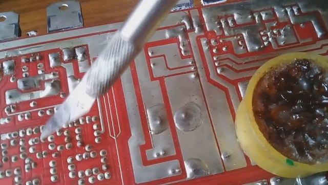 РЕМОНТ АВТОУСИЛКА УХОДИТ В ЗАЩИТУ смотреть онлайн