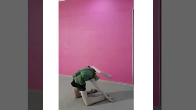 Юные гимнастки Кыргызстана сняли клип-флешмоб в честь Дня Победы смотреть онлайн