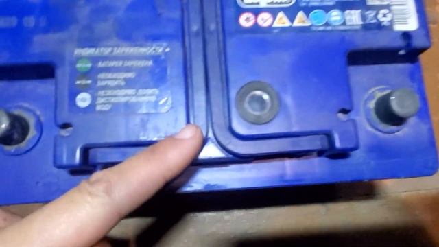 Для чего необходимо заряжать аккумулятор стационарно перед зимой, на примере акома смотреть онлайн