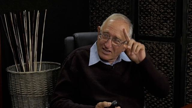 Walter Veith & Martin Smith - Conspiracy Theories?, Depopulation, UFO's - What's Up Prof? 24 смотреть онлайн